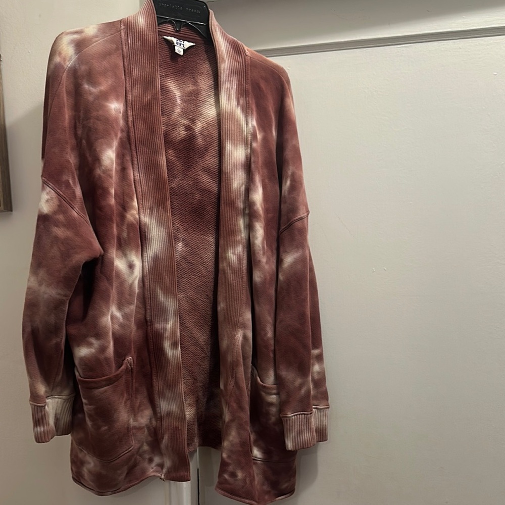 JoyLab Burgundy Tie-Dye Teddy Sweater- Preloved